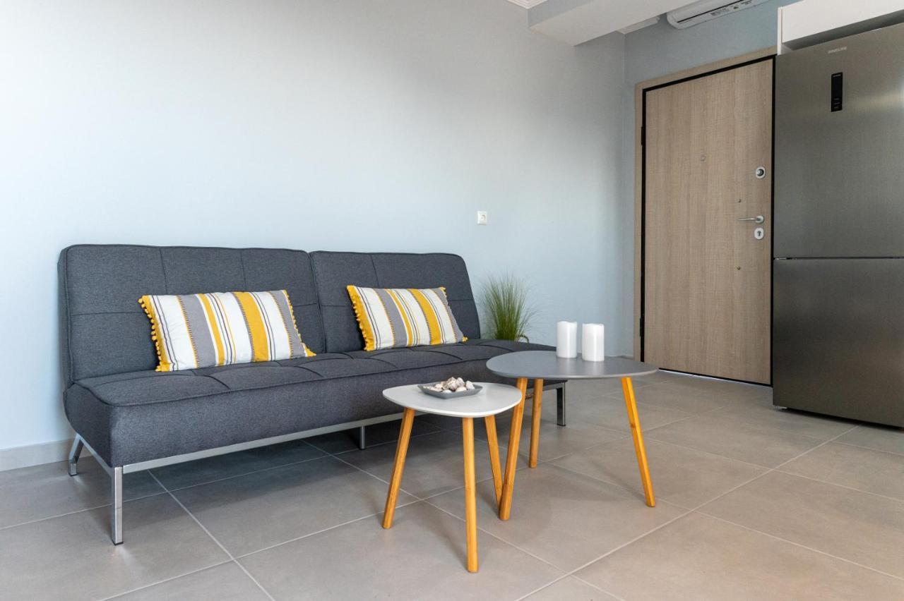 Rizes Seaside Homes Vromonérion 외부 사진