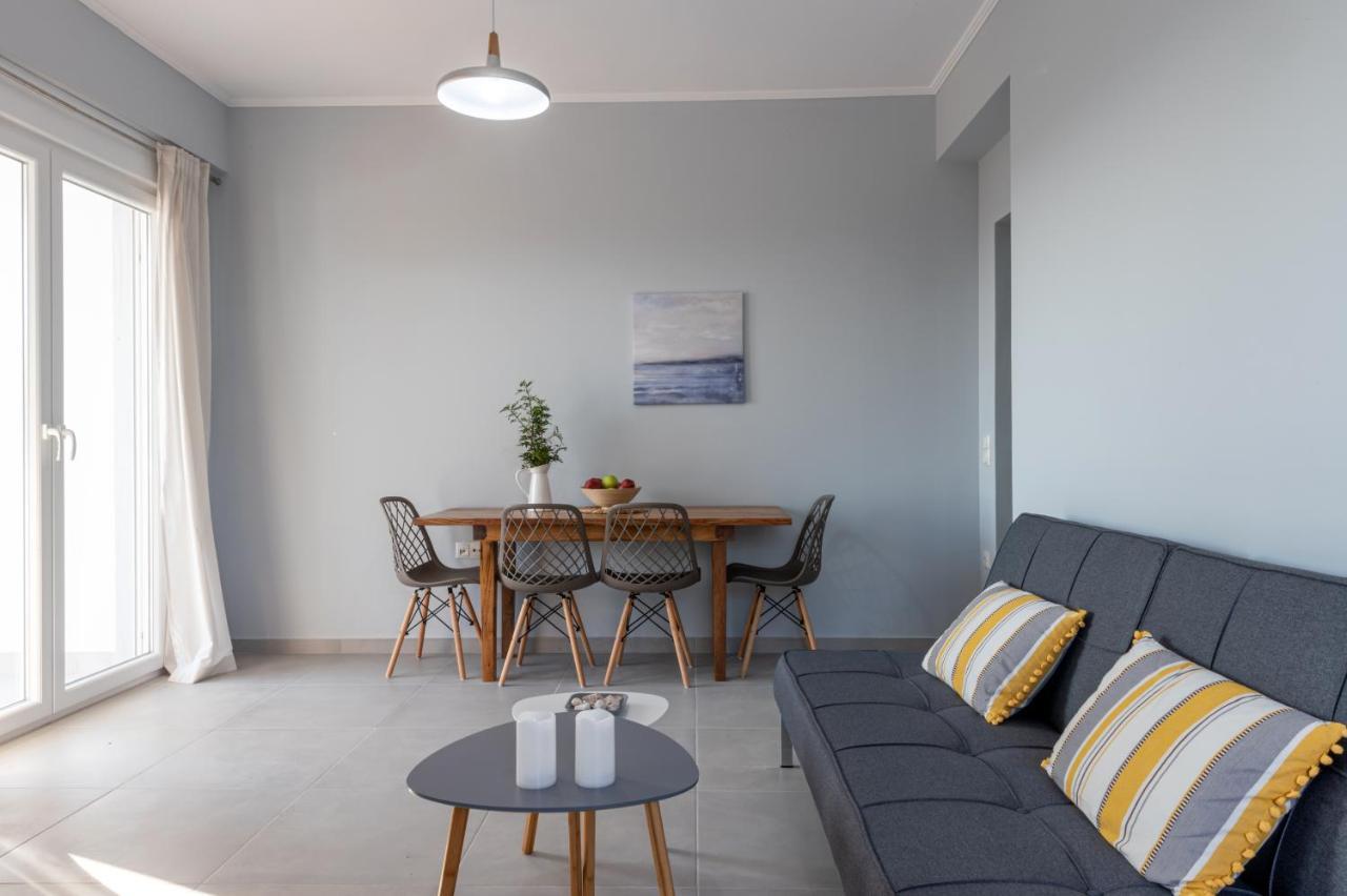 Rizes Seaside Homes Vromonérion 외부 사진