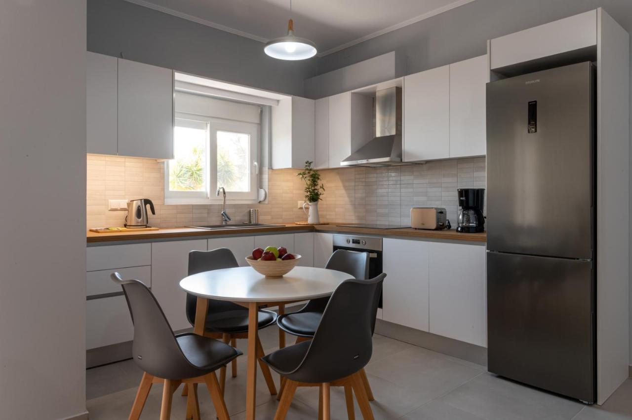 Rizes Seaside Homes Vromonérion 외부 사진
