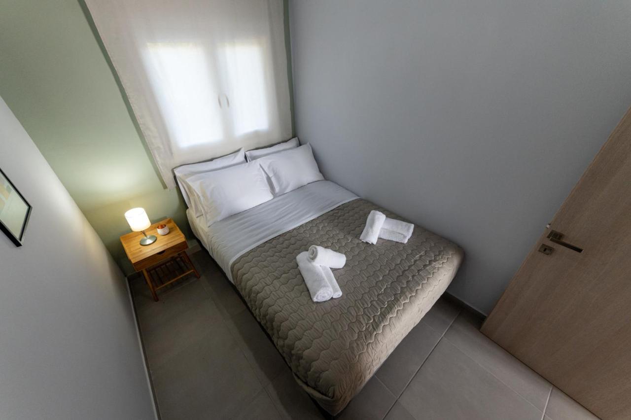 Rizes Seaside Homes Vromonérion 외부 사진