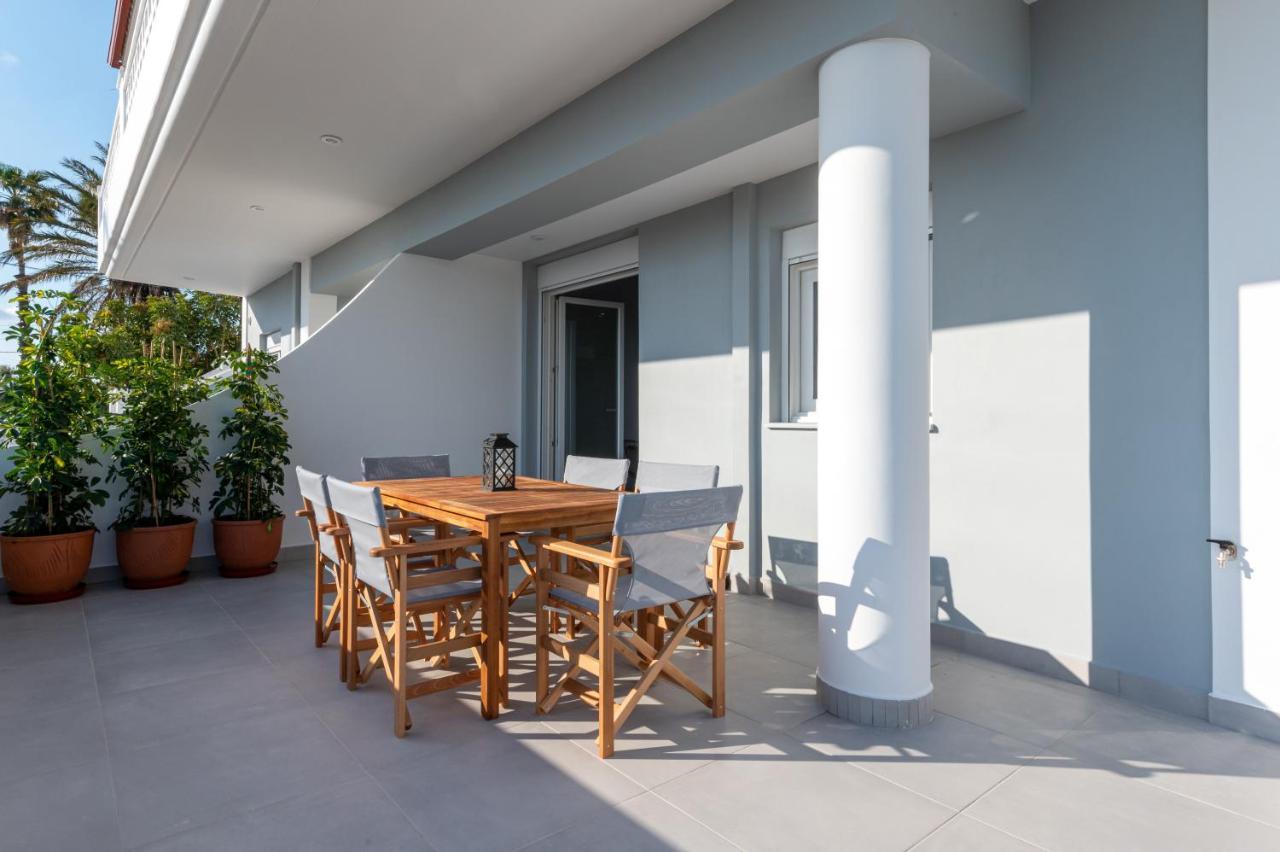 Rizes Seaside Homes Vromonérion 외부 사진