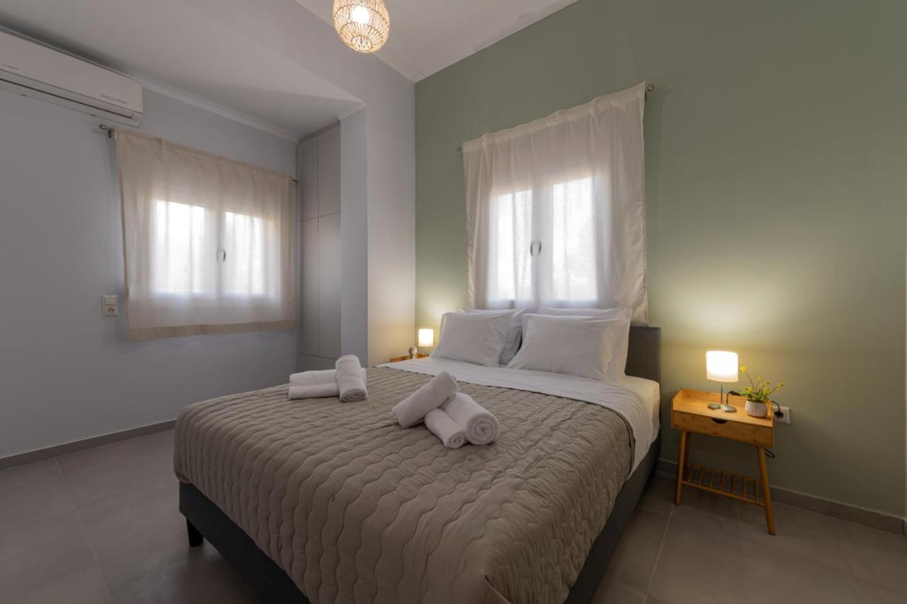 Rizes Seaside Homes Vromonérion 외부 사진