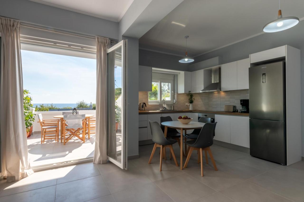 Rizes Seaside Homes Vromonérion 외부 사진